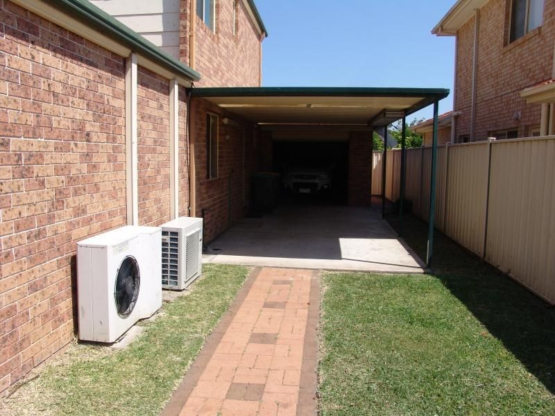 2 Elderslie Court, Wattle Grove NSW 2173