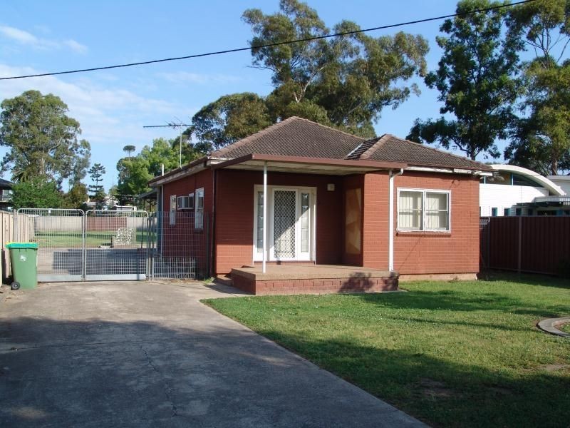 37 Carlisle Street, Ingleburn NSW 2565