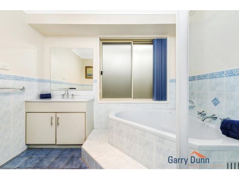 1 Curac Place, Casula NSW 2170