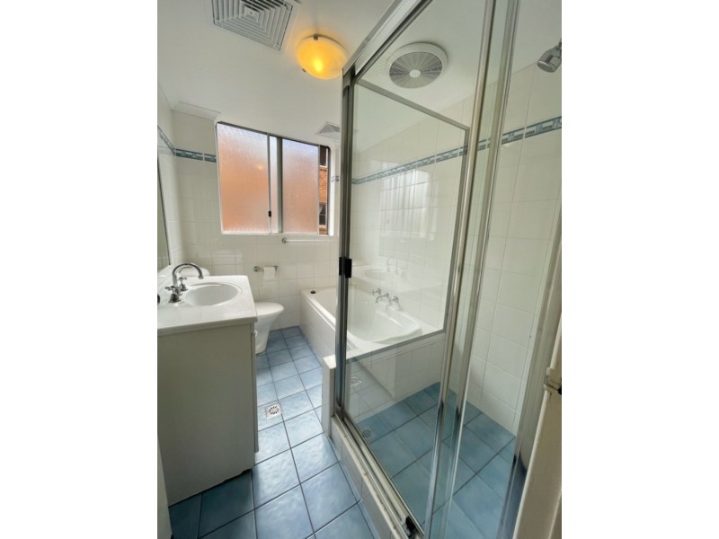 8/10 Drummond Street, Warwick Farm NSW 2170