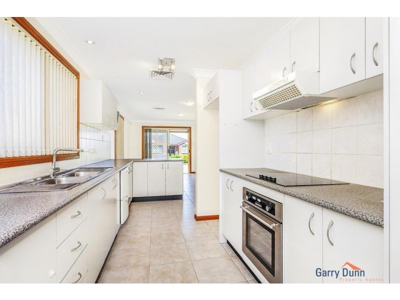 68a Pine Rd, Casula NSW 2170