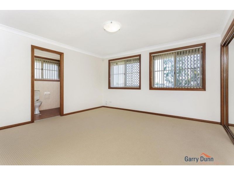 68a Pine Rd, Casula NSW 2170