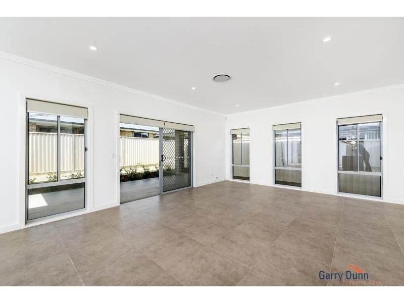 26 Leffler Street, Oran Park NSW 2570