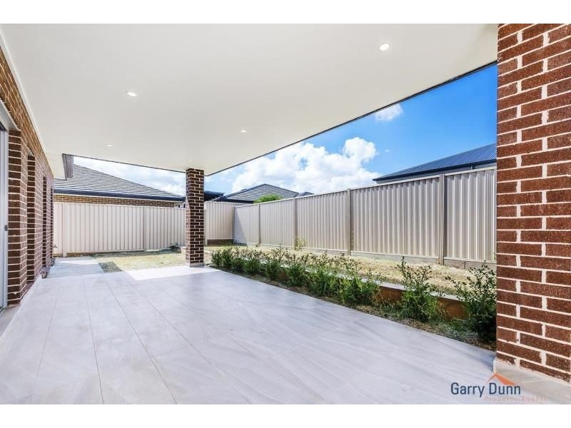 26 Leffler Street, Oran Park NSW 2570
