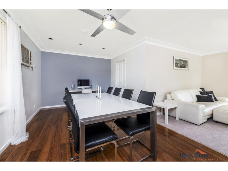 6 Fitzgerald Ave, Hammondville NSW 2170