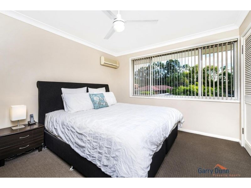 6 Fitzgerald Ave, Hammondville NSW 2170