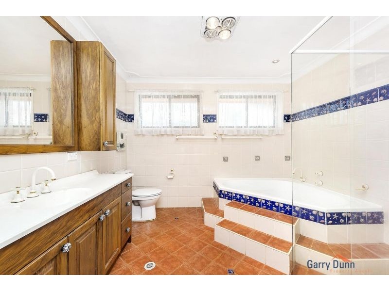 9 Spicer Ave, Hammondville NSW 2170