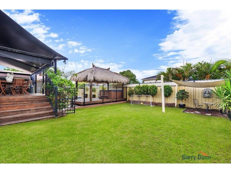 9 Spicer Ave, Hammondville NSW 2170