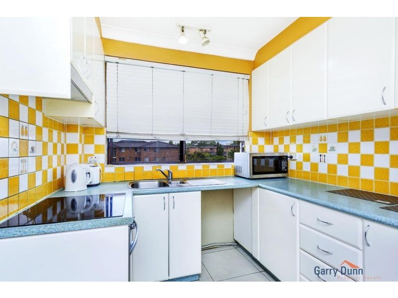 6/2 Drummond Street, Warwick Farm NSW 2170