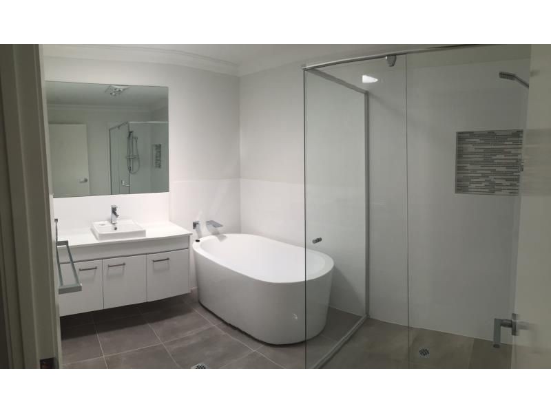 7 Junee Street, Gregory Hills NSW 2557