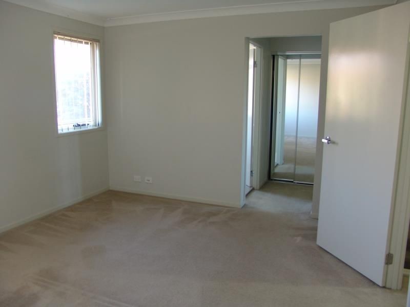 2 Acton Lane, Holsworthy NSW 2173
