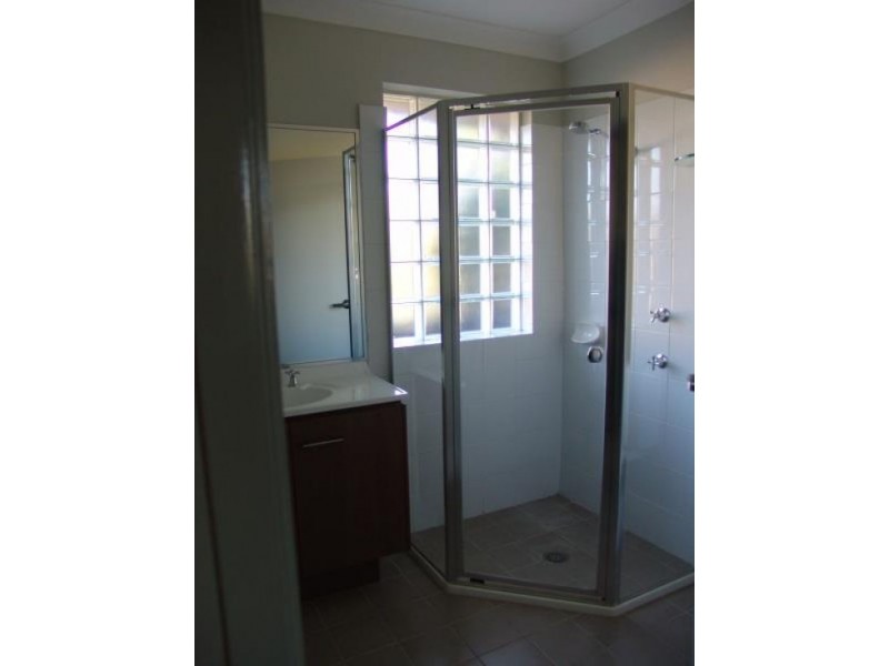 2 Acton Lane, Holsworthy NSW 2173