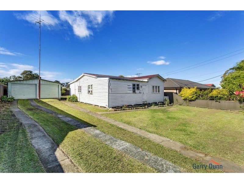 36 Stewart Avenue, Hammondville NSW 2170