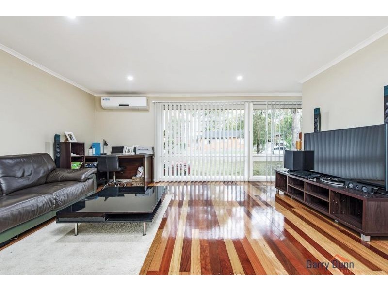 39 Fitzgerald Ave, Hammondville NSW 2170