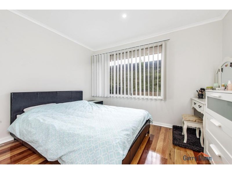 39 Fitzgerald Ave, Hammondville NSW 2170