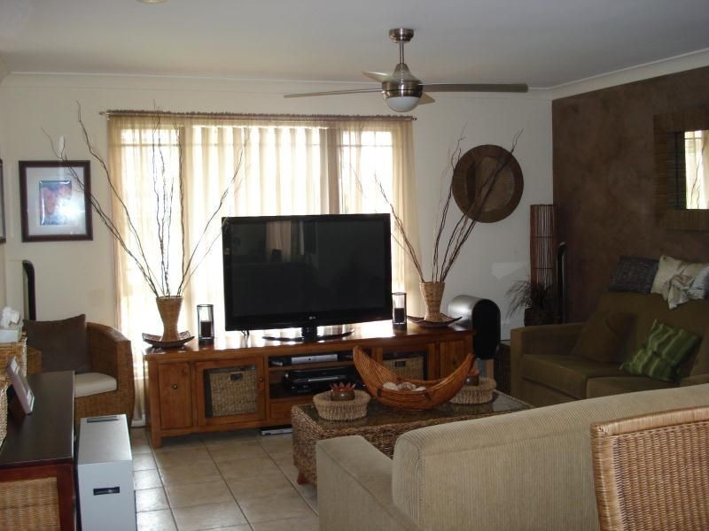 2 Wellesley Place, Green Valley NSW 2168