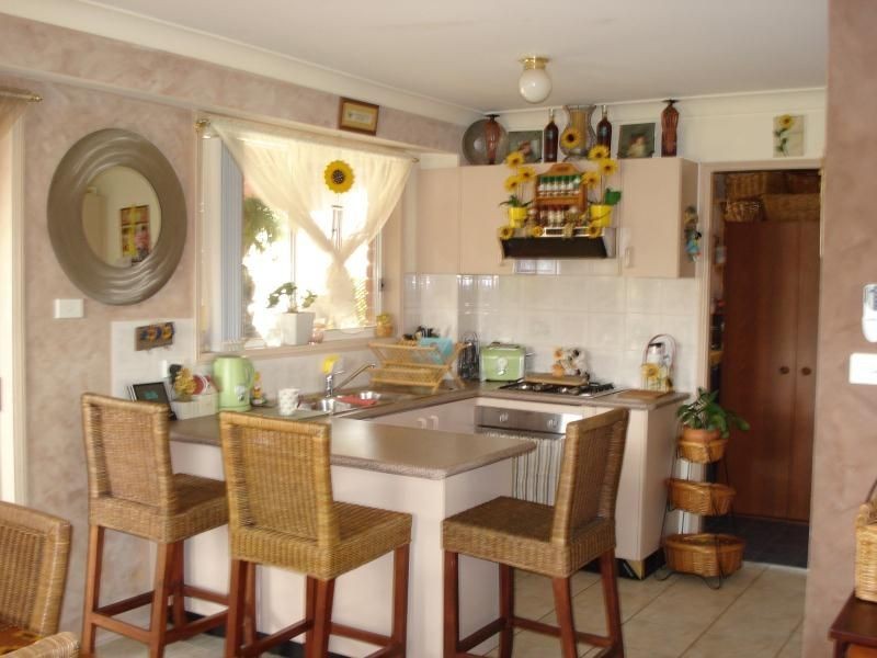 2 Wellesley Place, Green Valley NSW 2168