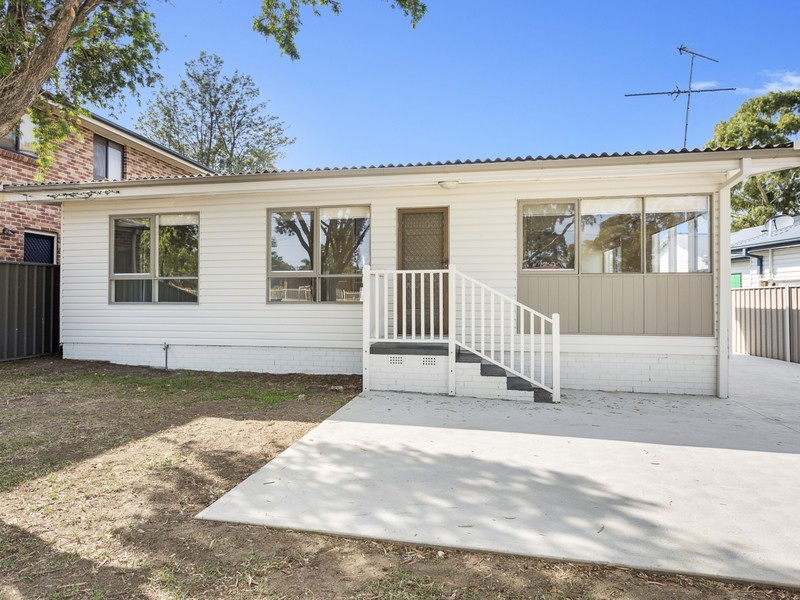 18 Walder Road, Hammondville NSW 2170