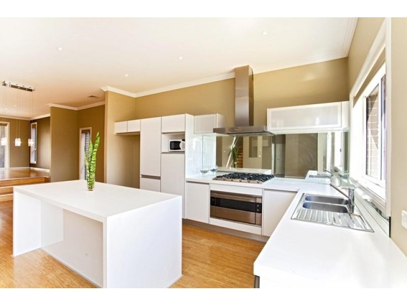 75a Pine Road, Casula NSW 2170