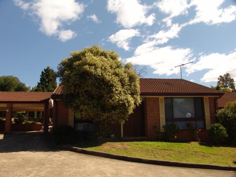 45 Pine Road, Casula NSW 2170