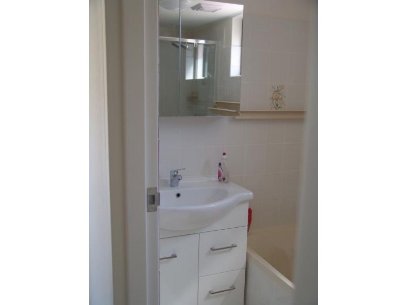 1/15 Lachlan Street, Liverpool NSW 2170