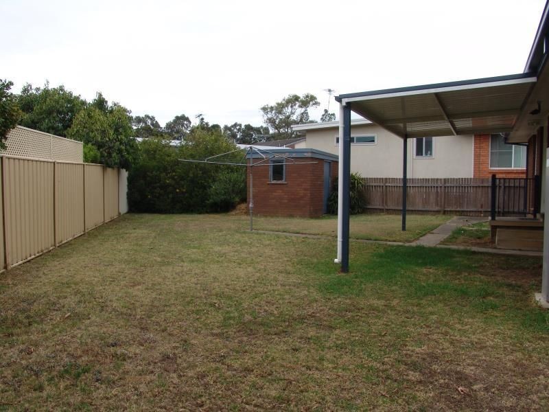 8 Rix Avenue, Hammondville NSW 2170