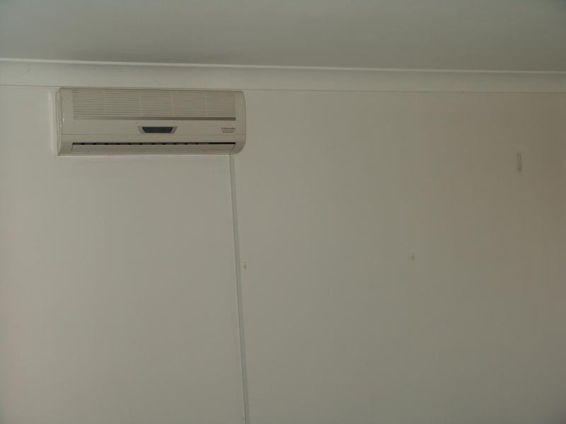 Glenfield Road, Casula NSW 2170