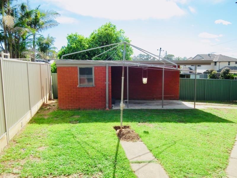 46 Norman Ave, Hammondville NSW 2170