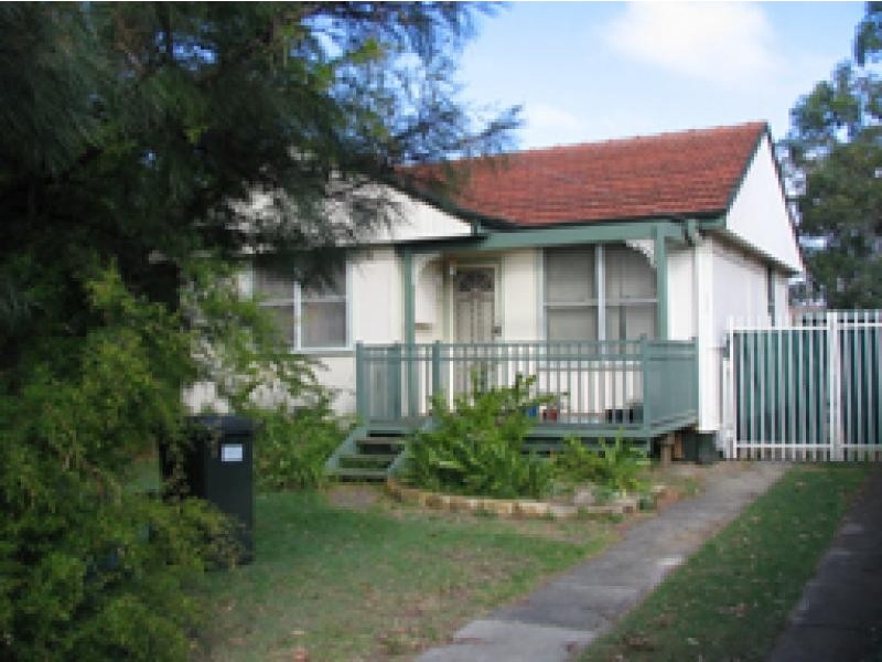 91 Derna Road, Holsworthy NSW 2173