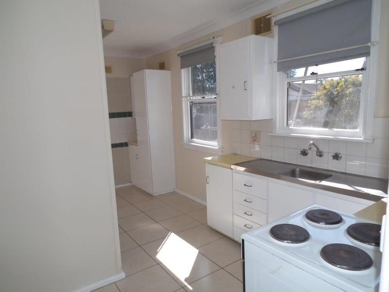 34 Mubo Crescent, Holsworthy NSW 2173