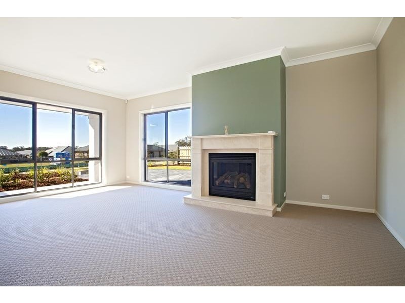 6 Cooper Street Bingara Gorge, Wilton NSW 2571