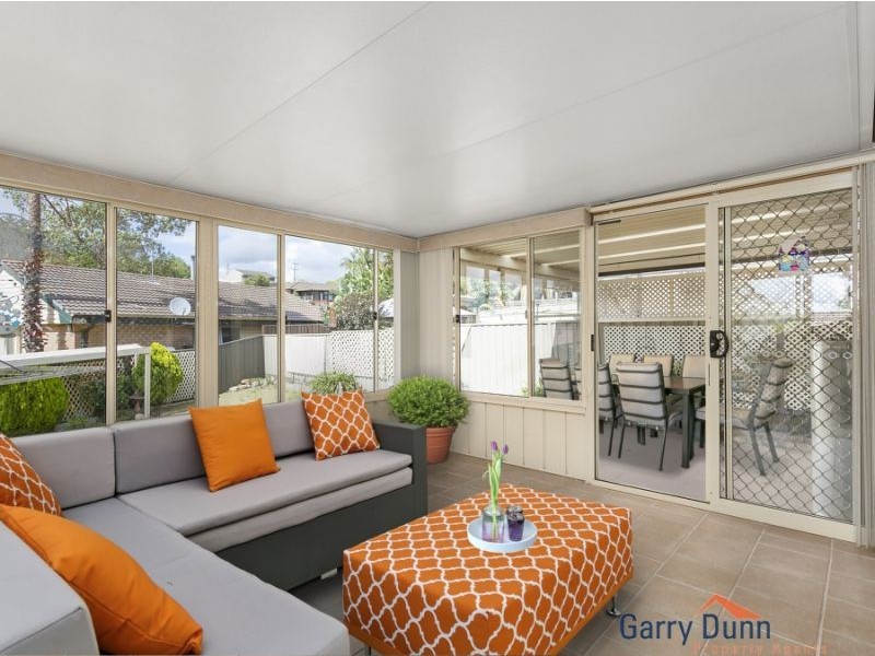 10 Fitzgerald Ave, Hammondville NSW 2170