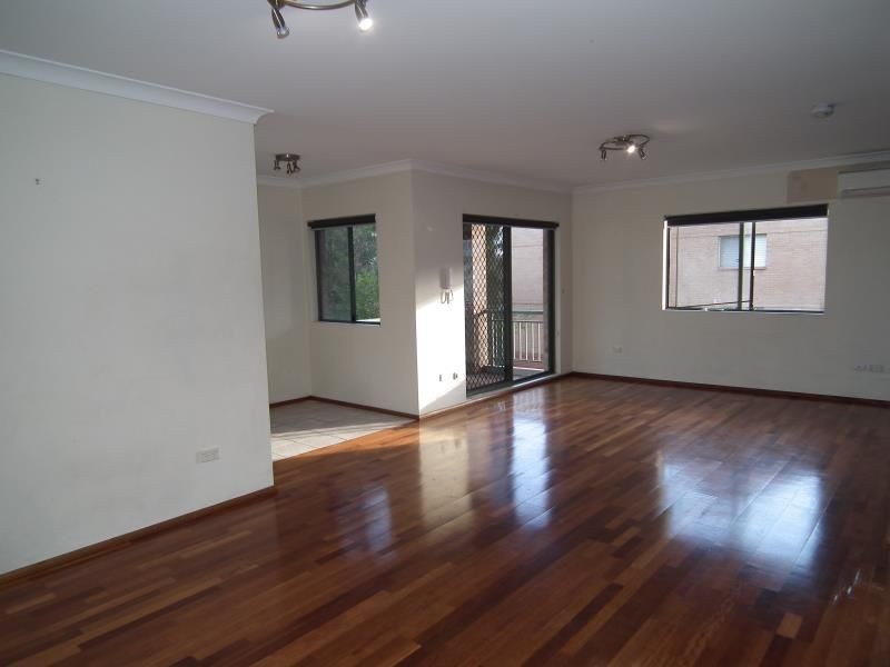 9/211 Mead Place, Chipping Norton NSW 2170