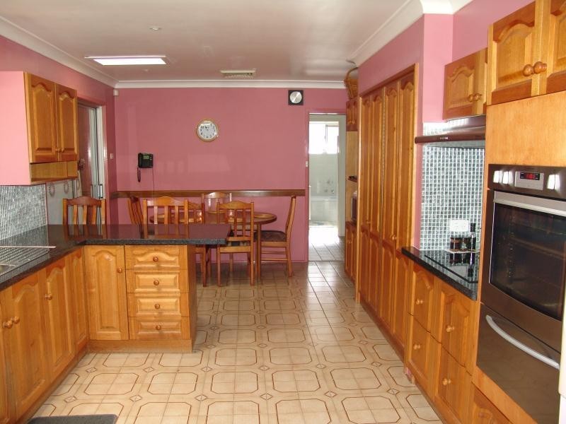 9 Renton Avenue, Moorebank NSW 2170