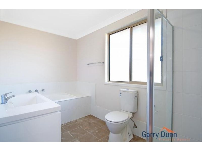 11 Burton Avenue, Ingleburn NSW 2565