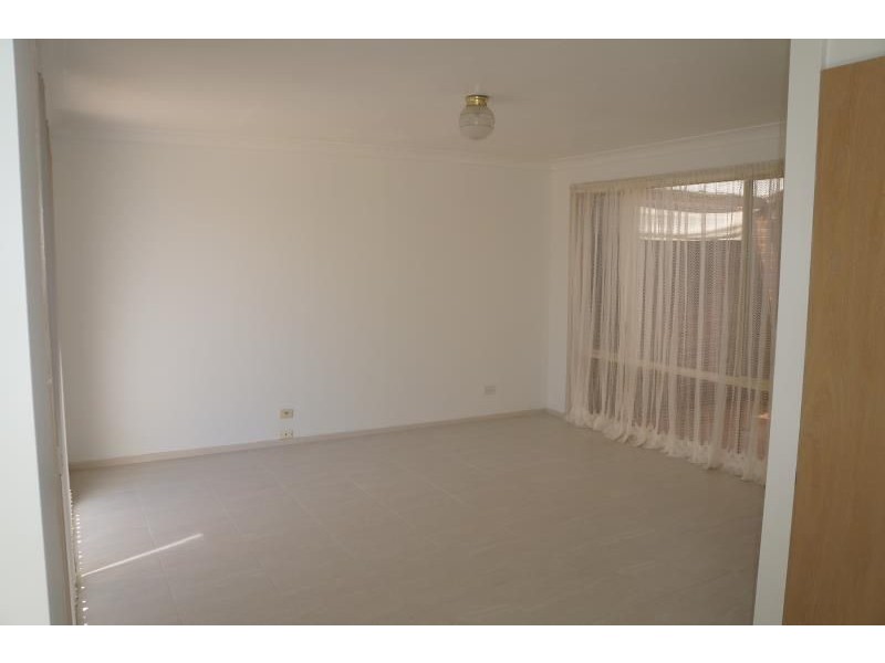 12 Glengyle Court, Wattle Grove NSW 2173