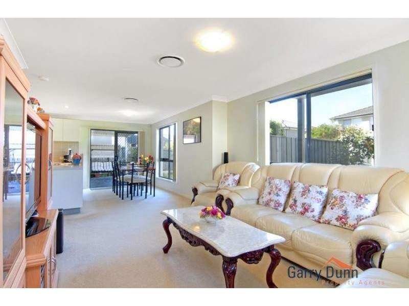 18 Cantello Ave, Hammondville NSW 2170