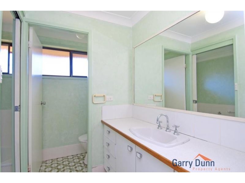 15 Morley Ave, Hammondville NSW 2170
