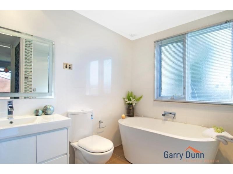 36 Norman Ave, Hammondville NSW 2170