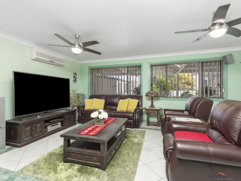 18 Meehan Ave, Hammondville NSW 2170