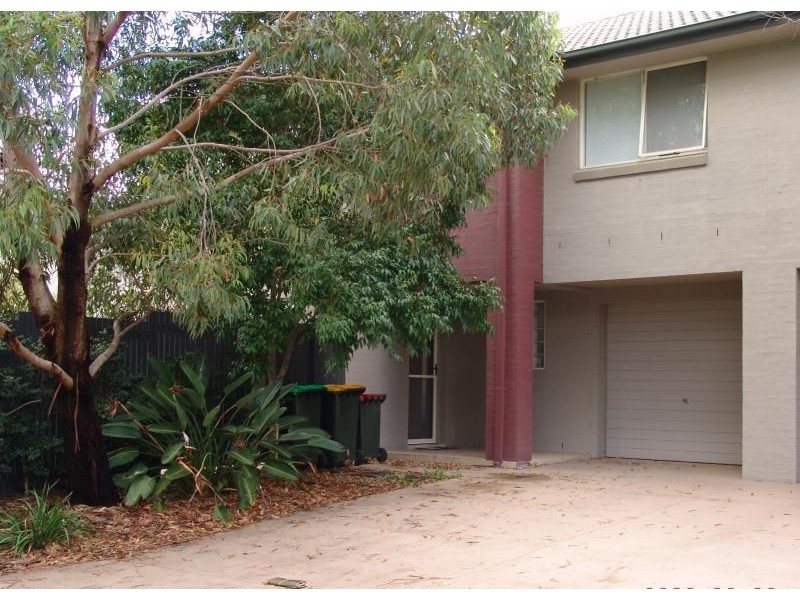 35 Parkwood Road, Holsworthy NSW 2173