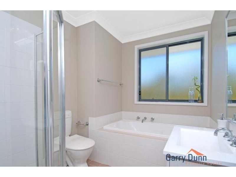 21 Whitfield Pde, Hammondville NSW 2170