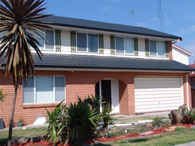 101 Stewart Avenue, Hammondville NSW 2170
