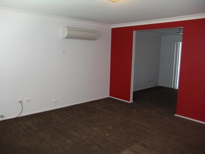 101 Stewart Avenue, Hammondville NSW 2170