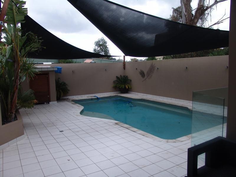 14 Pontville Close, West Hoxton NSW 2171