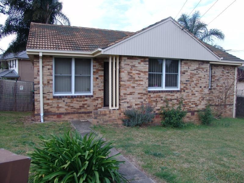 126 Bardia Parade, Holsworthy NSW 2173
