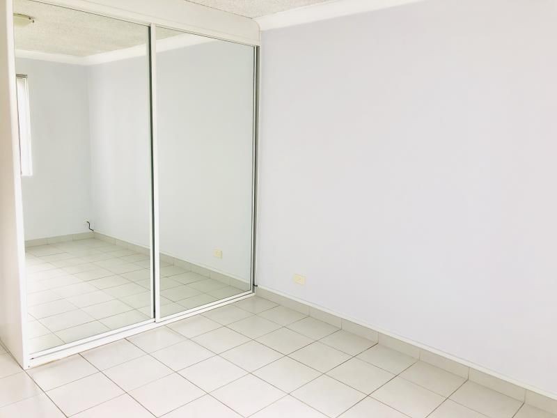 2/10 Drummond Street, Warwick Farm NSW 2170