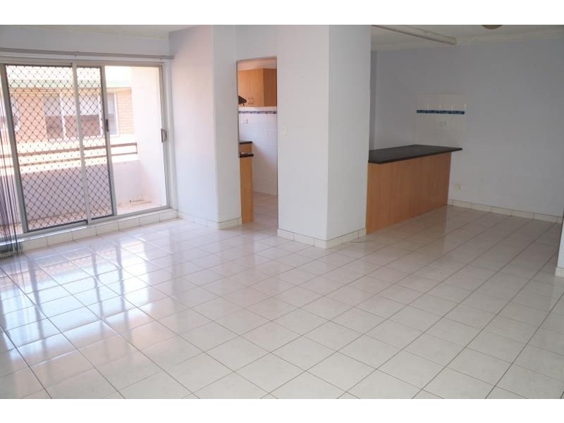 6/10 Drummond Street, Warwick Farm NSW 2170