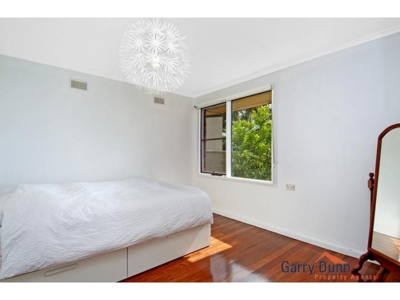 11 Bradey Ave, Hammondville NSW 2170