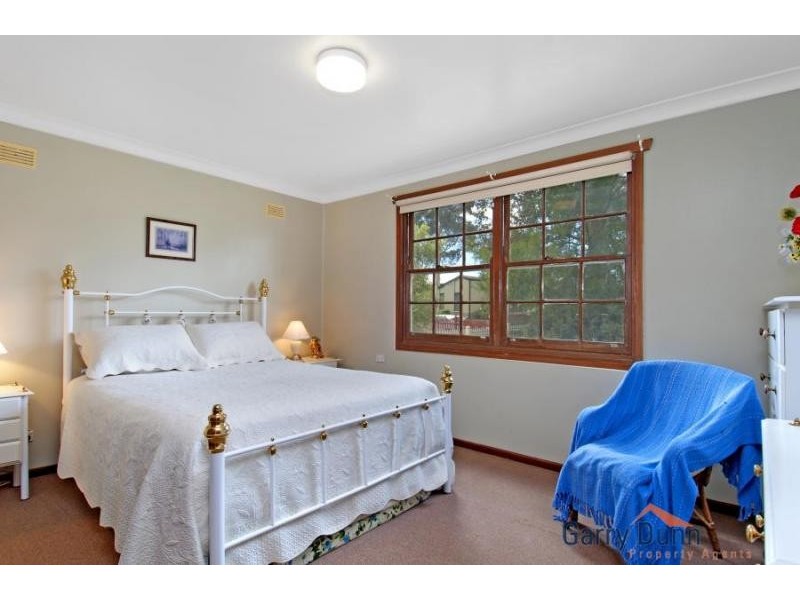 5 Finschhafen St, Holsworthy NSW 2173